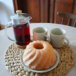 Retro & Romantic 2br Gem In Center! Apartman *
