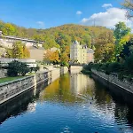 Retro & Romantic 2br Gem In Center! * Karlovy Vary