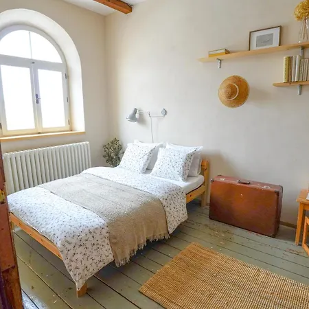 Retro & Romantic 2br Gem In Center! Διαμέρισμα Κάρλοβι Βάρι