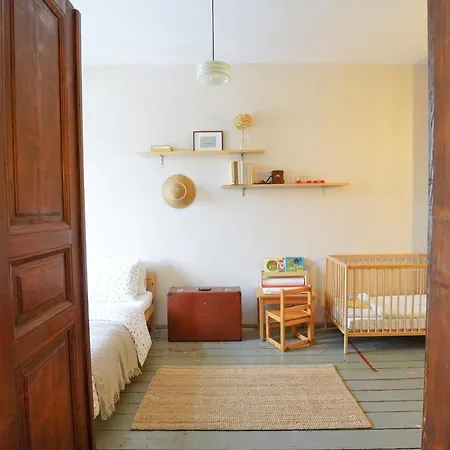 Retro & Romantic 2br Gem In Center! * Karlovy Vary