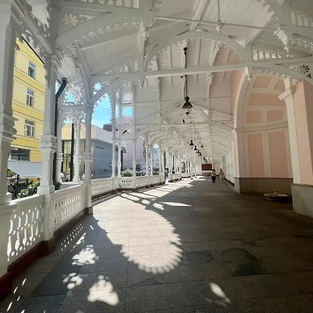 Appartamento Retro & Romantic 2br Gem In Center! *